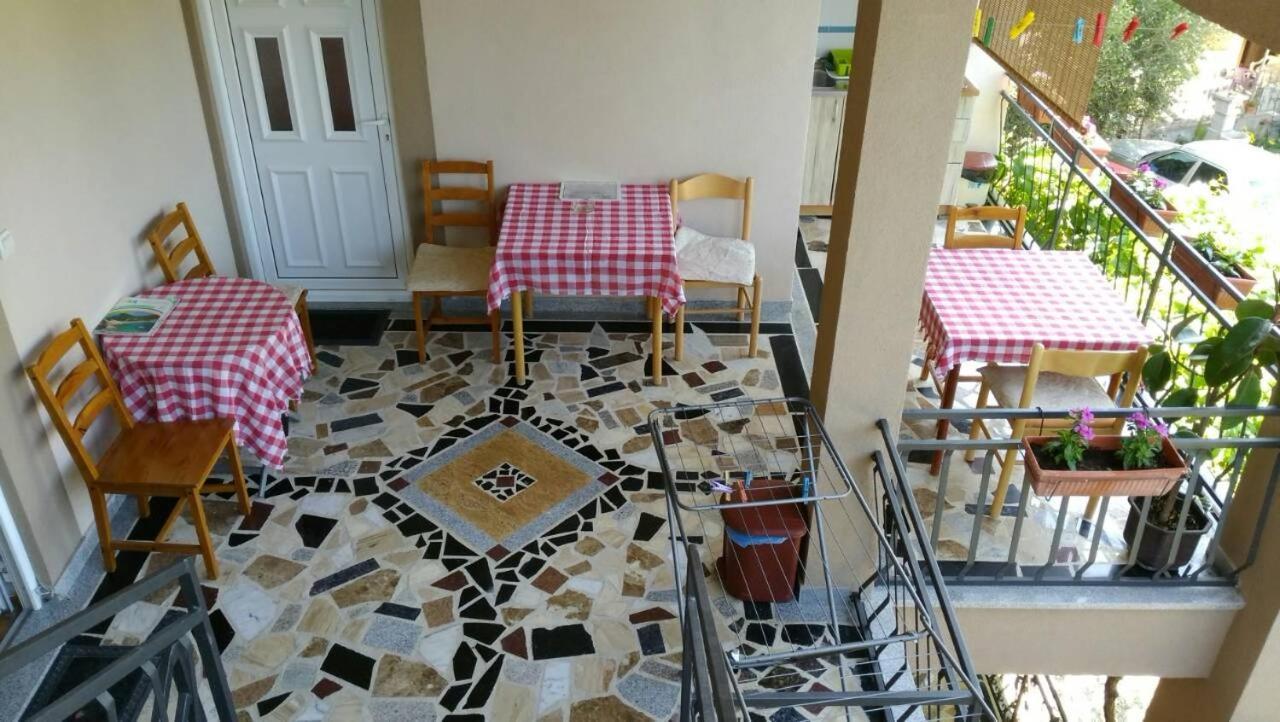 Apartments Blago Сутоморе Экстерьер фото