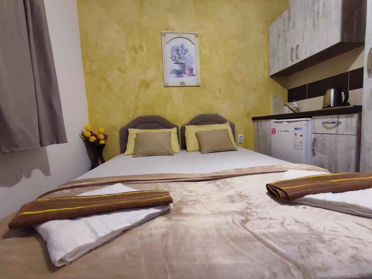 Apartments Blago Сутоморе Экстерьер фото