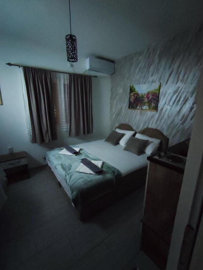 Apartments Blago Сутоморе Экстерьер фото