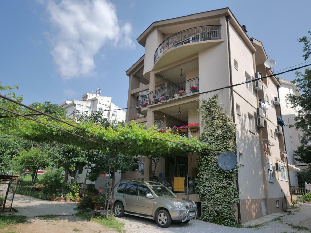 Apartments Blago Сутоморе Экстерьер фото